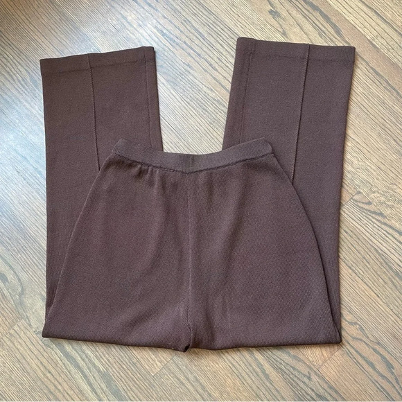 St. John Collection Santana Knit High Rise Brown Pants with gold details size 6 - Picture 11 of 12